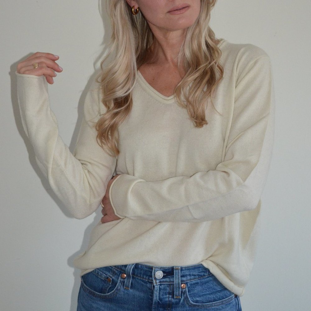 Brooklyn V-Neck